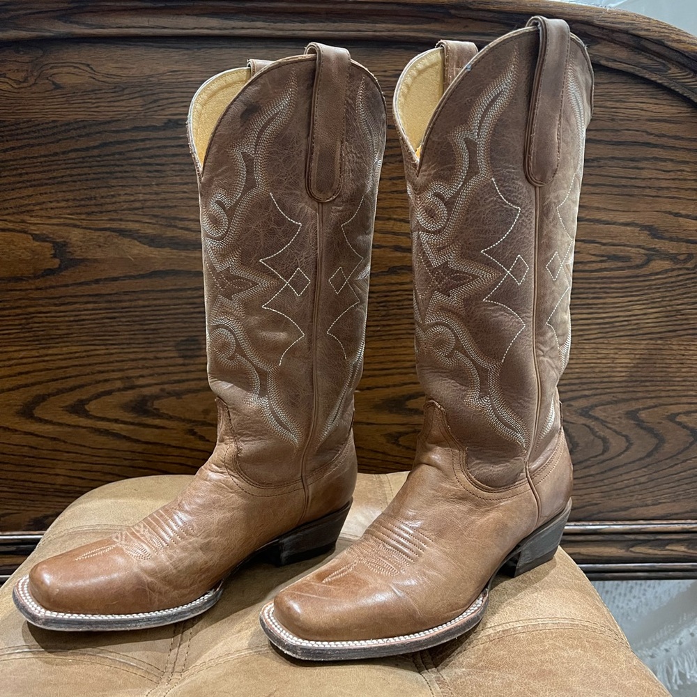 Idyllwind boots - Picture 1 of 5